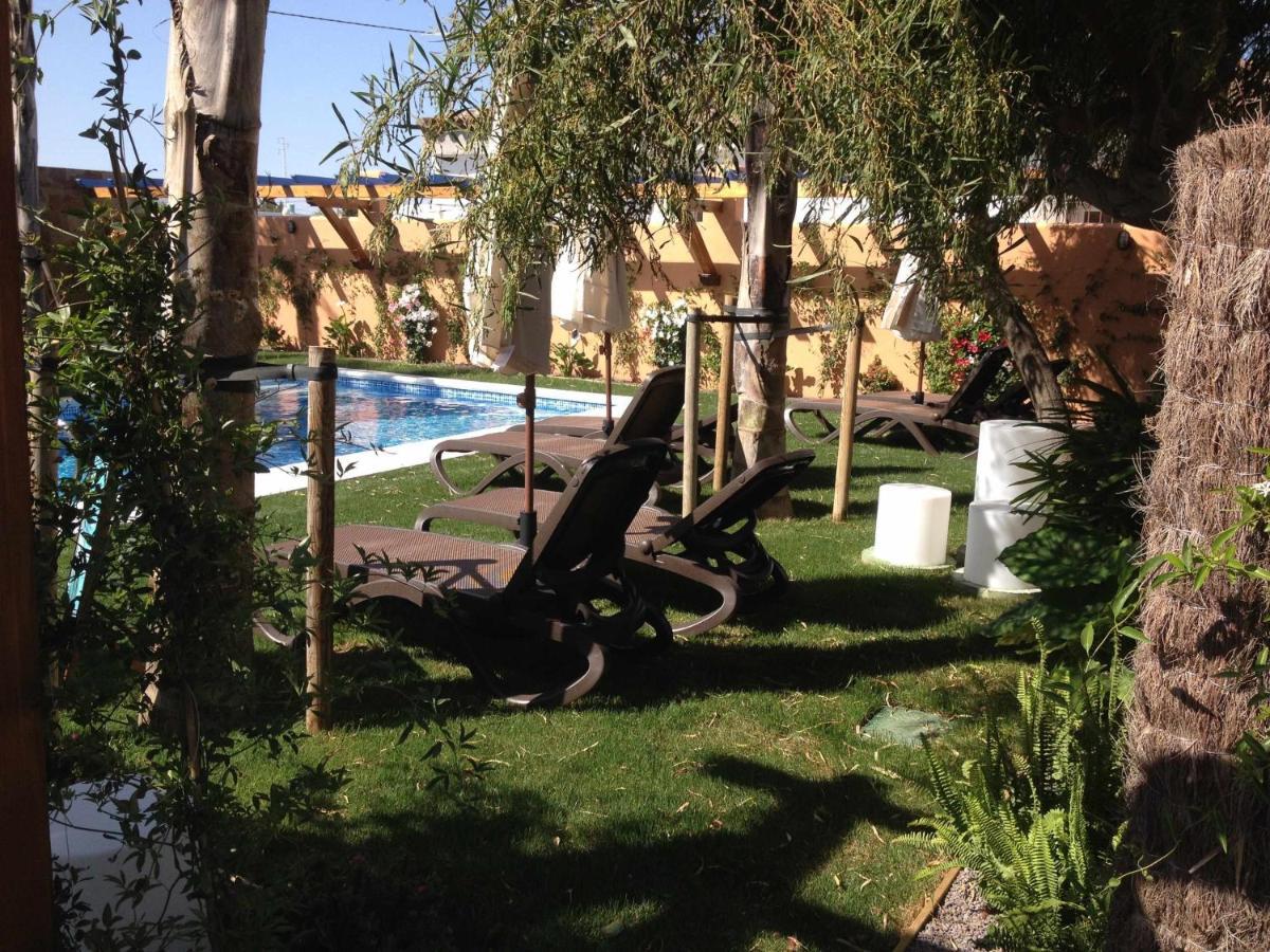 Estudio Con Jardincito Privado Barbacoa Y Piscina * Cadiz