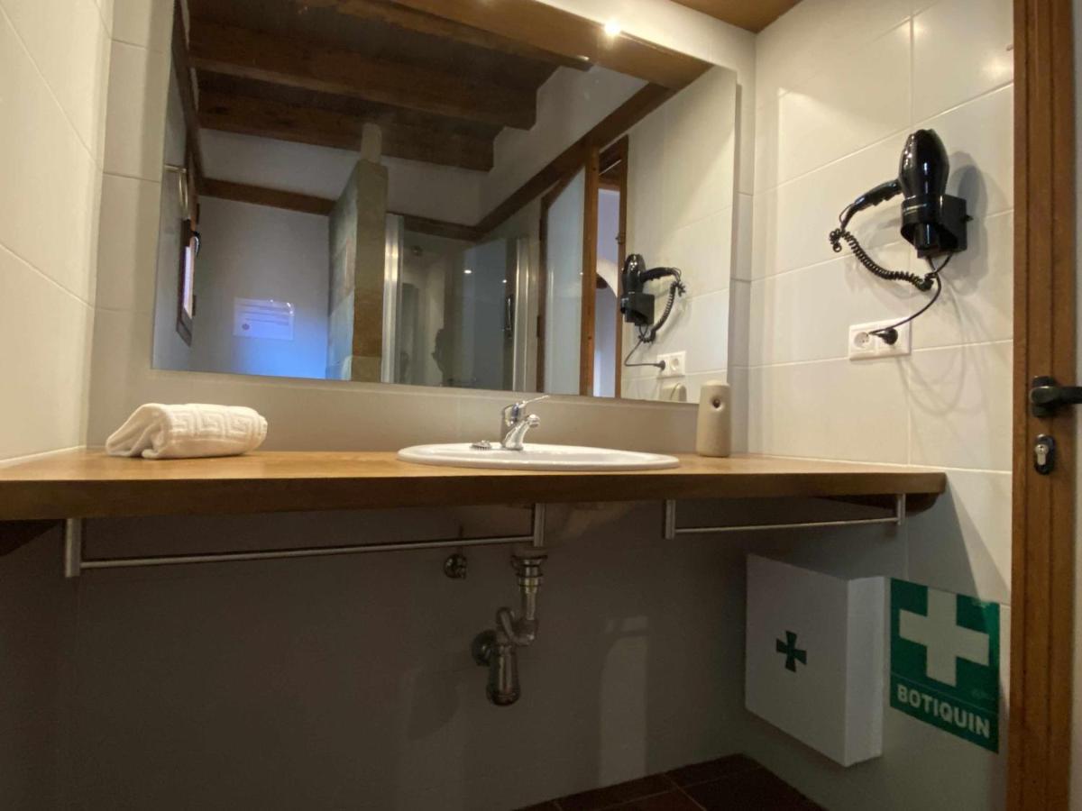 Estudio Con Jardincito Privado Barbacoa Y Piscina